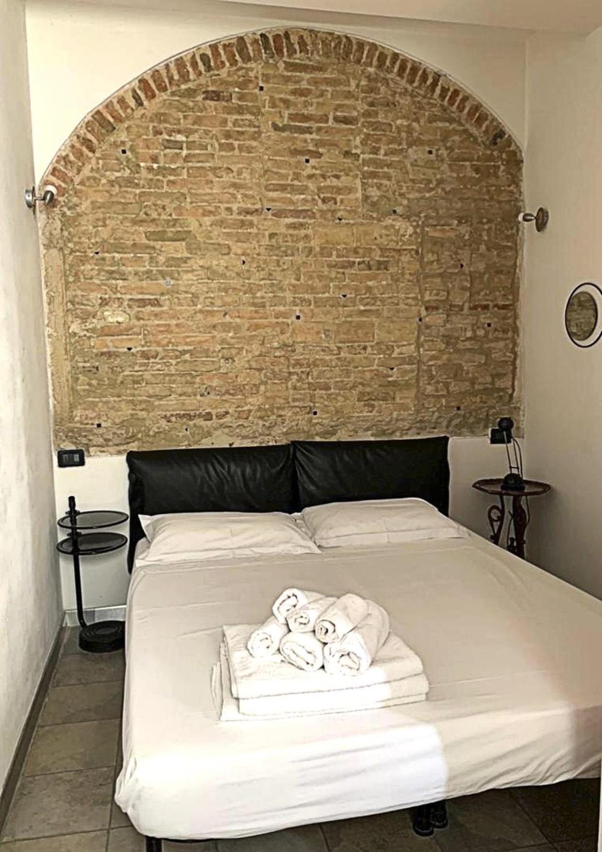 Casa Manuela Non Turisti Ma Ospiti Apartment Chioggia Exterior photo